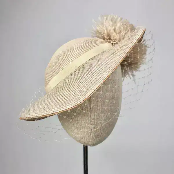 1940’s cream straw “tilt topper” hat
